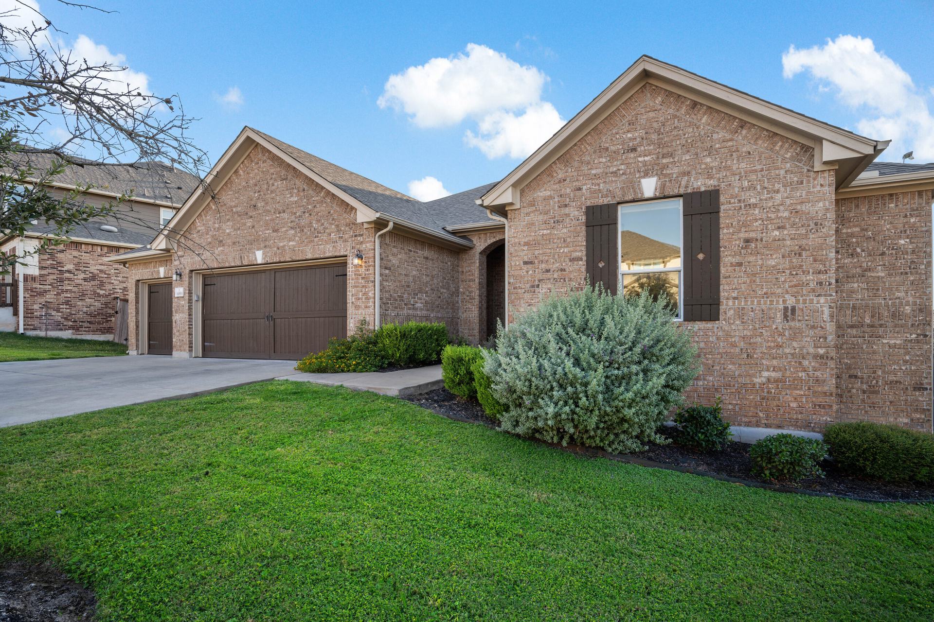 New construction home under a Central Texas sky